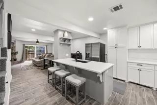 Photo #5: 72871487 Listing 