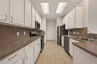 Photo #1: 73075382 Listing