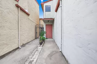 Photo #6: 73151725 Listing