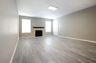 Photo #1: 73740028 Listing