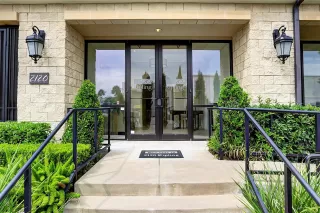 Photo #2: 74359668 Listing 