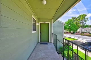 Photo #6: 74661630 Listing 