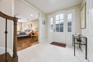 Photo #4: 74673609 Listing 