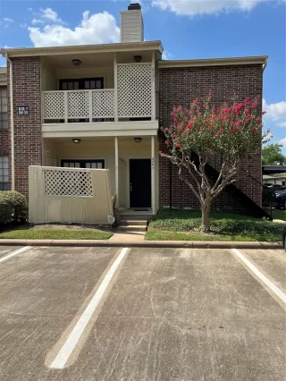 Photo #3: 74833969 Listing 