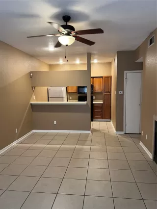 Photo #4: 74833969 Listing 