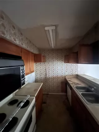 Photo #5: 74905203 Listing 