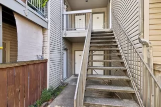 Photo #1: 74929551 Listing 