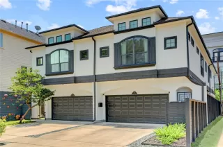 Photo #1: 74969688 Listing