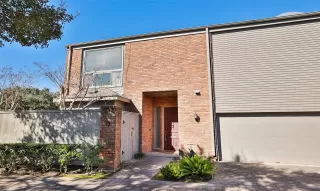 Photo #3: 74993987 Listing 