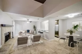 Photo #2: 75096634 Listing