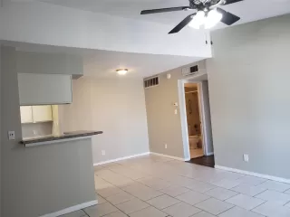 Photo #2: 75231938 Listing 