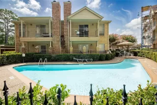 More Details about MLS # 75754459 : 12550 WHITTINGTON DRIVE # 814