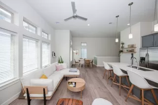 Photo #6: 76027673 Listing 