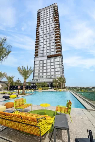 Photo #1: 76116842 Listing