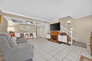 Photo #4: 76141518 Listing 