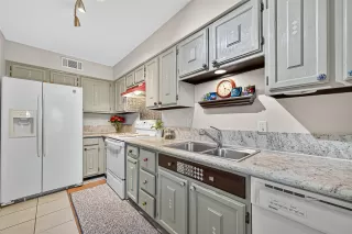 Photo #6: 76141518 Listing 