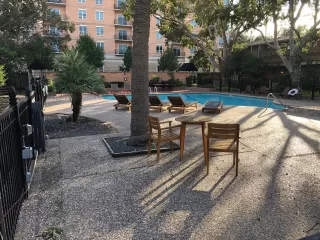 Photo #5: 76223236 Listing