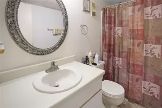 Photo #5: 76425858 Listing 