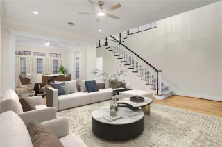 Photo #6: 76919902 Listing