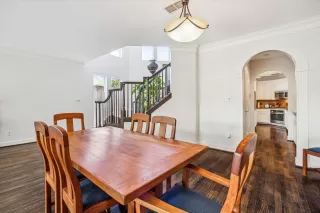 Photo #6: 77197324 Listing 