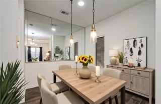 Photo #1: 77457848 Listing 