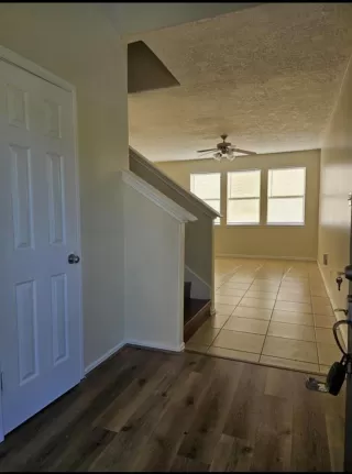 Photo #5: 77734998 Listing