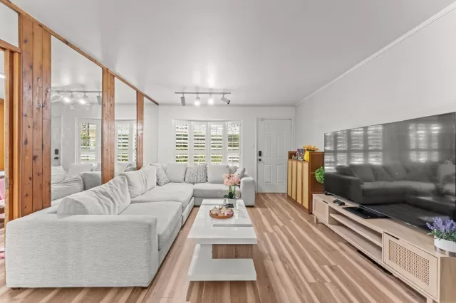 MLS: 77851388 Condo For Sale