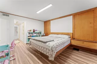 Photo #5: 77851388 Listing