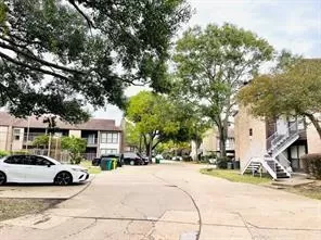 Photo #1: 77977972 Listing