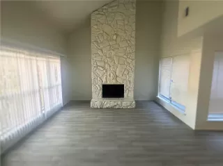 Photo #1: 78118740 Listing