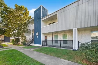 Photo #2: 78157447 Listing 