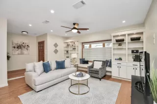 Photo #5: 78162032 Listing 