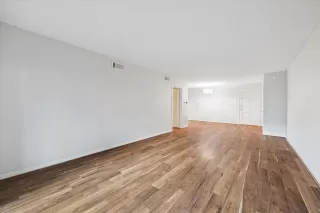 Photo #4: 78200778 Listing 