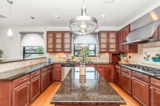 Photo #5: 78560116 Listing 