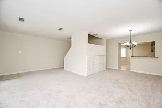 Photo #4: 78720863 Listing 