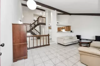 Photo #5: 78768314 Listing 