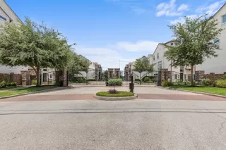 Photo #4: 78769344 Listing 