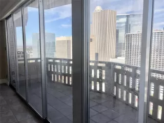 Photo #3: 79254928 Listing