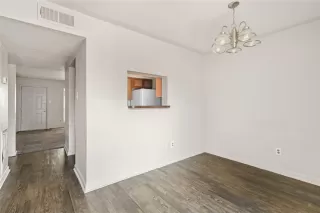 Photo #5: 79535719 Listing 