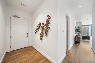 Photo #3: 79621229 Listing