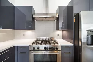 Photo #5: 79621229 Listing