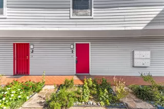 Photo #1: 79860316 Listing 