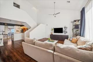 Photo #3: 80104077 Listing 