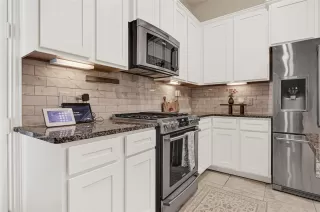 Photo #5: 80448005 Listing 