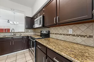 Photo #1: 80869837 Listing 