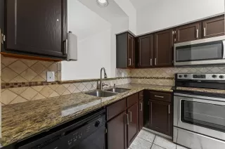 Photo #2: 80869837 Listing 