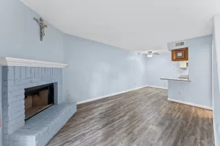 Photo #4: 81199181 Listing 