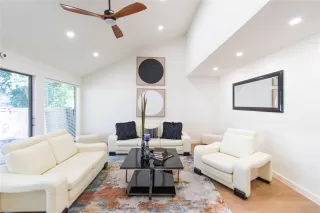 Photo #2: 81489042 Listing 