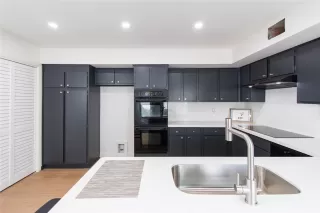 Photo #5: 81489042 Listing 