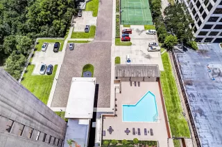 Photo #1: 81603998 Listing 